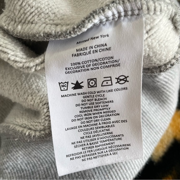 Minted‎ New York Grey Thick Crewneck Sweatshirt Unisex Size S Cut Out Sleeves - Picture 4 of 5